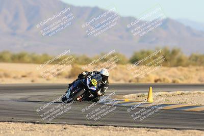 media/Jan-11-2025-CVMA (Sat) [[ddeb3f563a]]/Race 13-Amateur Supersport Open/